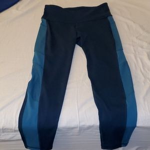 COPY - Old Navy Active Go-Dry Elevate. Mid Calf L…